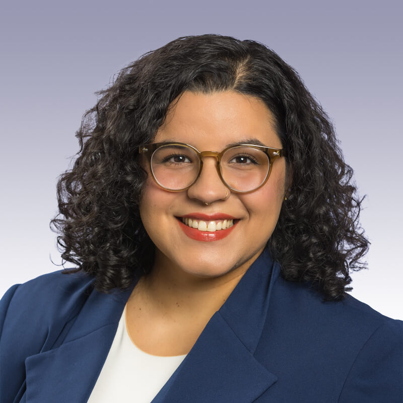 Alexia Santiago headshot